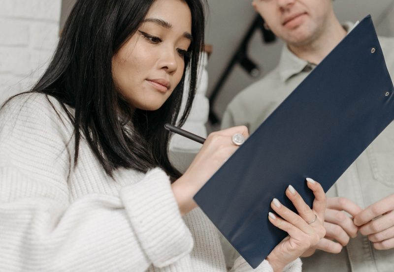 Woman acknowledging service of documents